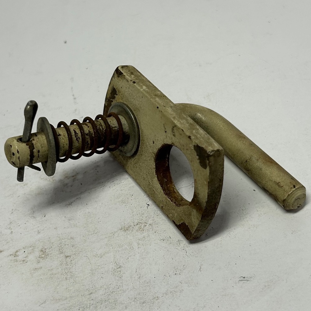 Cub Cadet Blade Spring Trip Lock 703-0648 Snow Blade